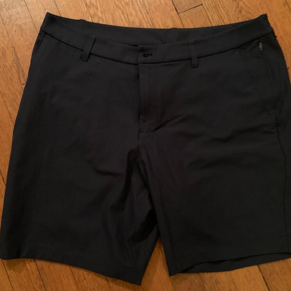 Lululemon ABC Classic-Fit Short 9" Warpstreme, new & unworn (black)